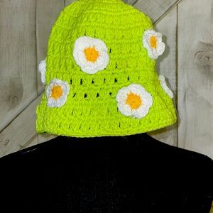 Green white Daisy Crochet Hat